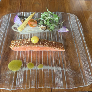 サーモンも付け合わせのお野菜も全部美味しかったです。