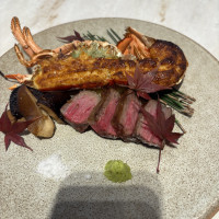 お肉は柔らかく、エビはウニと西京味噌との相性が絶妙。