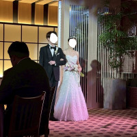 披露宴入場