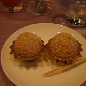 ケーキは用意せず胡麻団子を用意しました。|783492さんのLUCIS(ルーキス)の写真(2601276)