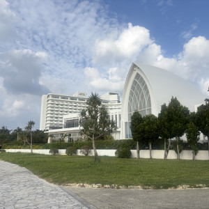 海側からの外観です。とても良い雰囲気です。|783526さんのザ・ヨミタンリゾート アクアグレイスの写真(2601228)