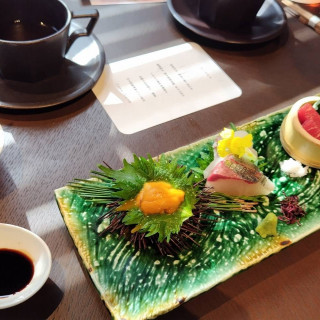 披露宴で提供される料理の一例