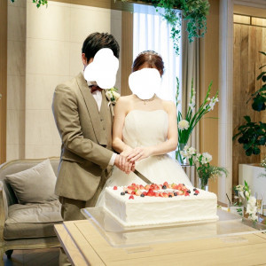 ケーキ入刀|783697さんのザ・プレミアムレジデンス ラグナヴェール広島の写真(2610417)