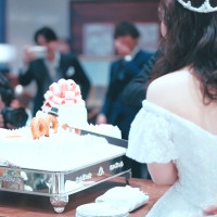 ウェディングケーキ入刀