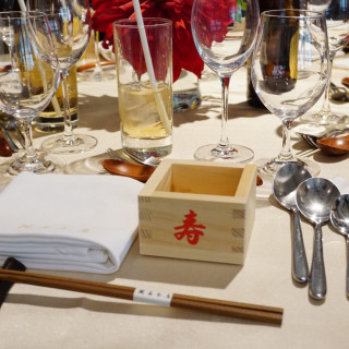 ケーキカットの代わりに日本酒の鏡開き