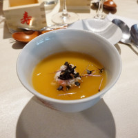 スープ。茶碗蒸しのようなスープですごくおいしかったです。