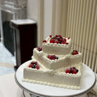 ウェディングケーキ