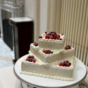 ウェディングケーキ|783871さんのアクアテラス迎賓館(大津)/テイクアンドギヴ・ニーズウェディングの写真(2603451)