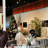 ソファスタイルにしてゲストと近い距離でお話を楽しめました。