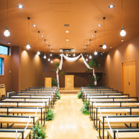 挙式会場はシンプルに