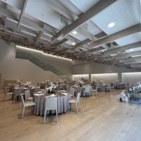 広い方の会場です