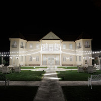 ライトアップされたガーデン