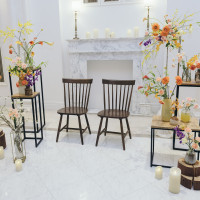 高砂チェア
ゲストのみんなとギュッと写真を撮りたくて、豪華に