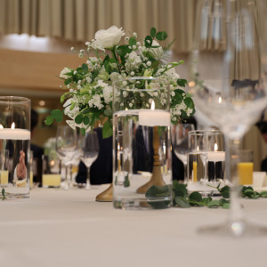 テーブルの装花も自由に決めることができます|784121さんのザ・ロイヤルクラシック姫路の写真(2604175)