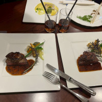 コース料理のメインディッシュです。