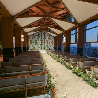 挙式会場入場すぐ