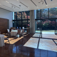 岩崎小彌太ホール