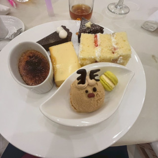 デザートビュッフェ