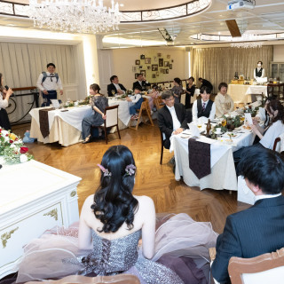 高砂側からの披露宴会場風景