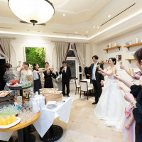 受付の待合スペース兼、ウェルカムパーティー会場