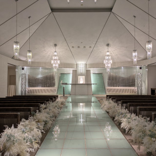 白を基調、優しい雰囲気。