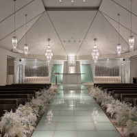 白を基調、優しい雰囲気。