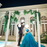 披露宴終わりにも写真撮ってもらえます