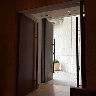 ゲスト目線で見た時、後光がさしたように幻想的な雰囲気になる