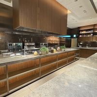 レジデンスバジルのオープンキッチン。デザートブュッフェも可能