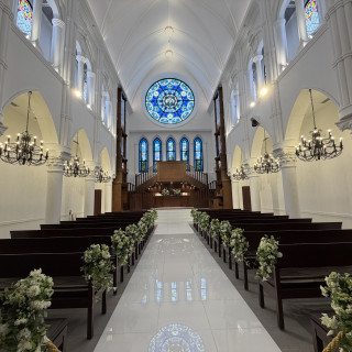 開放感あるチャペル。