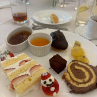 デザートビュッフェ