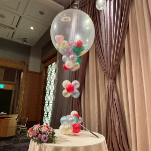 演出のバルーンスパークで新郎新婦用です。|784587さんのホテルニューオータニ幕張の写真(2605847)