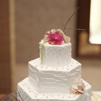 キラキラのアラザンをつけてもらいました