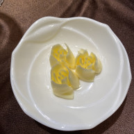 バターがバラの形でかわいい