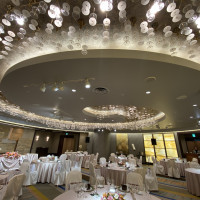 瑠璃の会場
天井がきれい