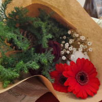 テーブル装花　帰りはブーケにしてくれます