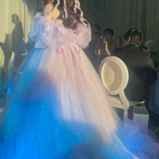 丸い背もたれの椅子が可愛くドレスともぴったりなイメージでした