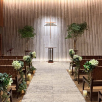 緑のあるナチュラルな雰囲気のチャペルが魅力でした。