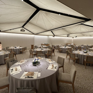 天井は和紙で作られている。