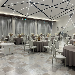 184人収容のPRISM会場