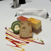 パティシエが作るデザートはどれも美味しかった