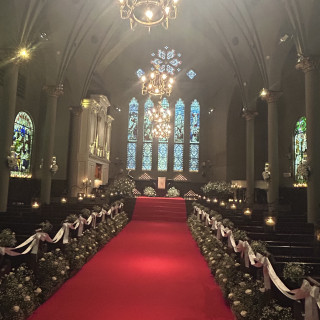 入り口入ってすぐのチャペル景色