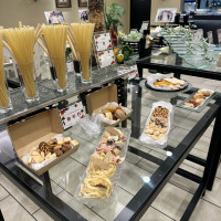 料理も美味しく、アラカルトまで充実してます。