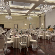 ガーデン付きの披露宴会場