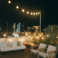 テラスの夜の雰囲気