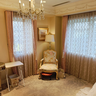 新婦の控室、外国のお城のような雰囲気でとても素敵でした