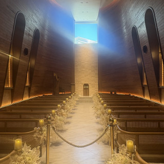 装花は造花・統一です