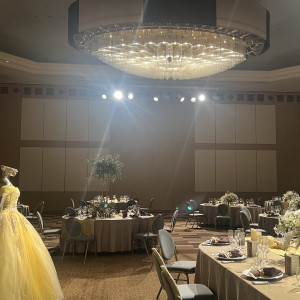 披露宴会場は天井のシャンデリアも豪華で、高級感がありました。|784884さんのTHE GLOBAL VIEW長崎 (ザ・グローバルビュー長崎)の写真(2607622)