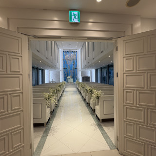 ステンドグラスがとても綺麗でした。