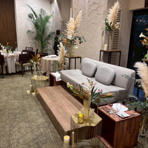 高砂はソファー席に|785002さんのTHE LUIGANS Spa & Resort(ザ・ルイガンズ.スパ&リゾート)の写真(2608130)